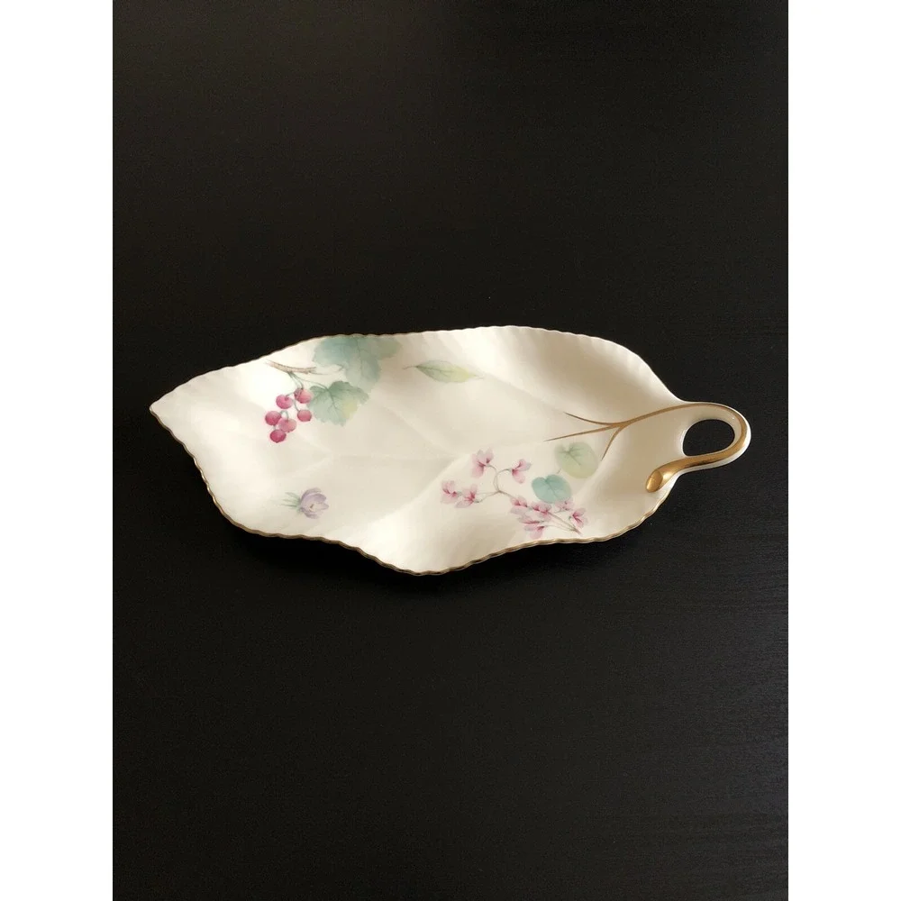 Mikasa Natures Garden B2008 Ivory Bone China Leaf Handle Trinket Tray‎ 'Japan '